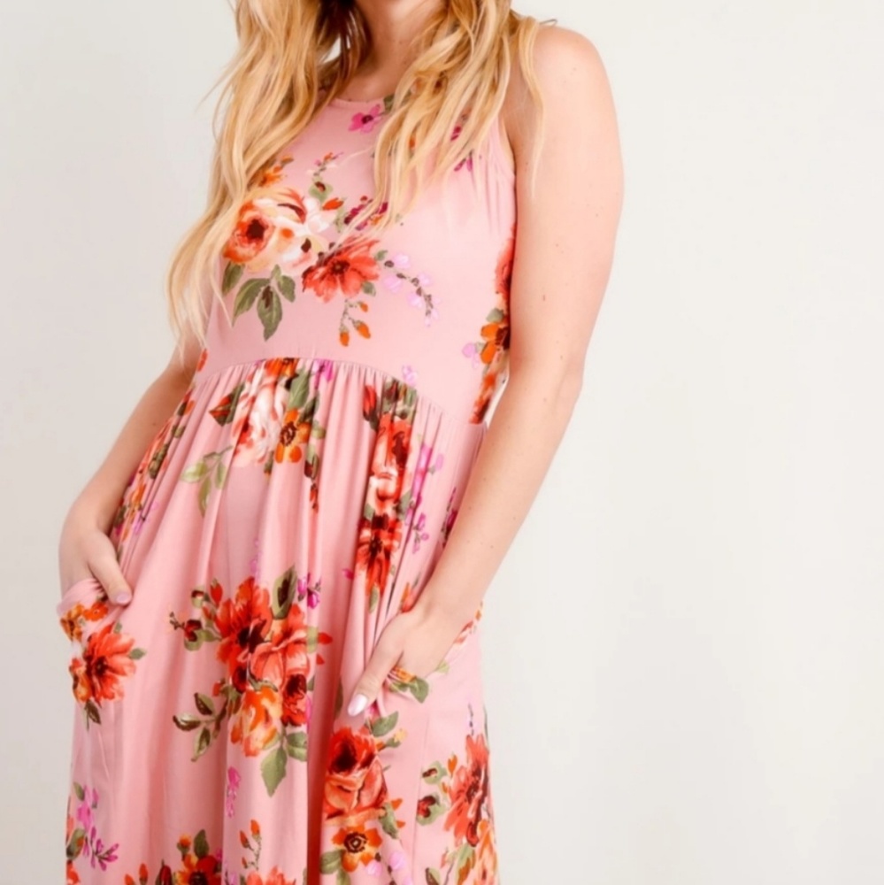 Sleeveless Fit & Flare Floral Dress